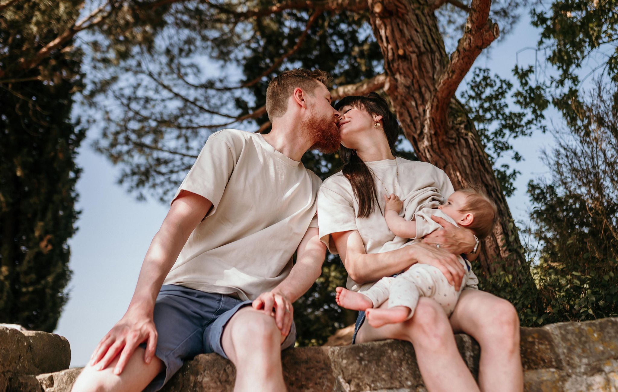 Familie bei Familienfotografie in Bad Dürkheim im Sonnenschein